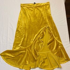 Forever 21 Velvet high-low skirt size large